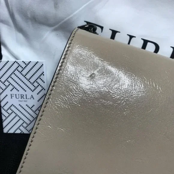 NWT Furla Beige Shoulder Bag made in Italy - Picture 9 of 9